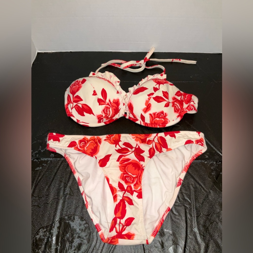 VENUS White Bikini with Red Floral Print